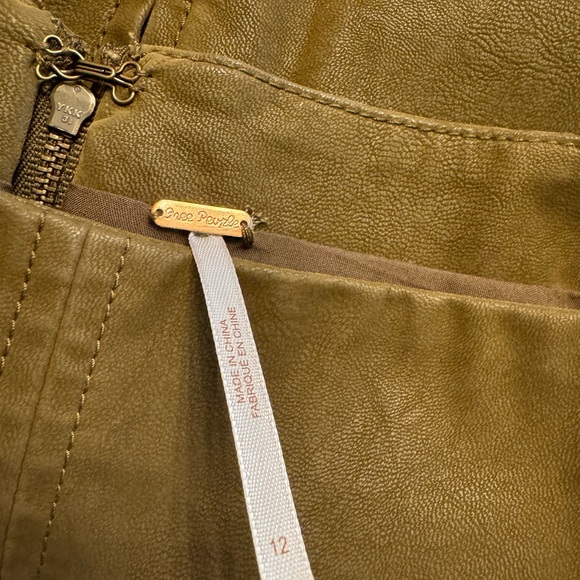 Free People Chestnut brown/ olive faux leather Skirt size 12 - Picture 14 of 15